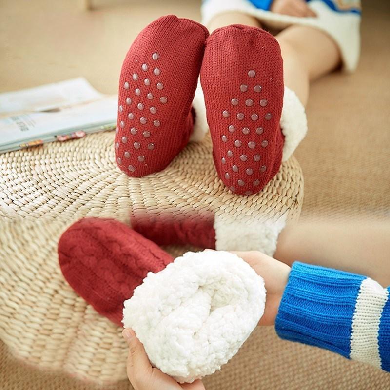 Fansgiftslife Extra-warm Fleece Indoor Socks